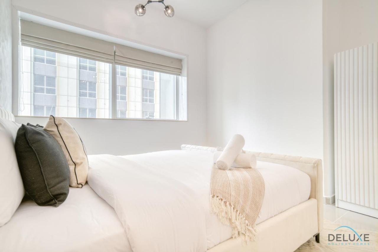 Upscale 1br At Marina Pinnacle Marina By Deluxe Homes *